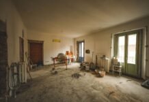 Renovace v cizině není jako oprava doma za rohem
